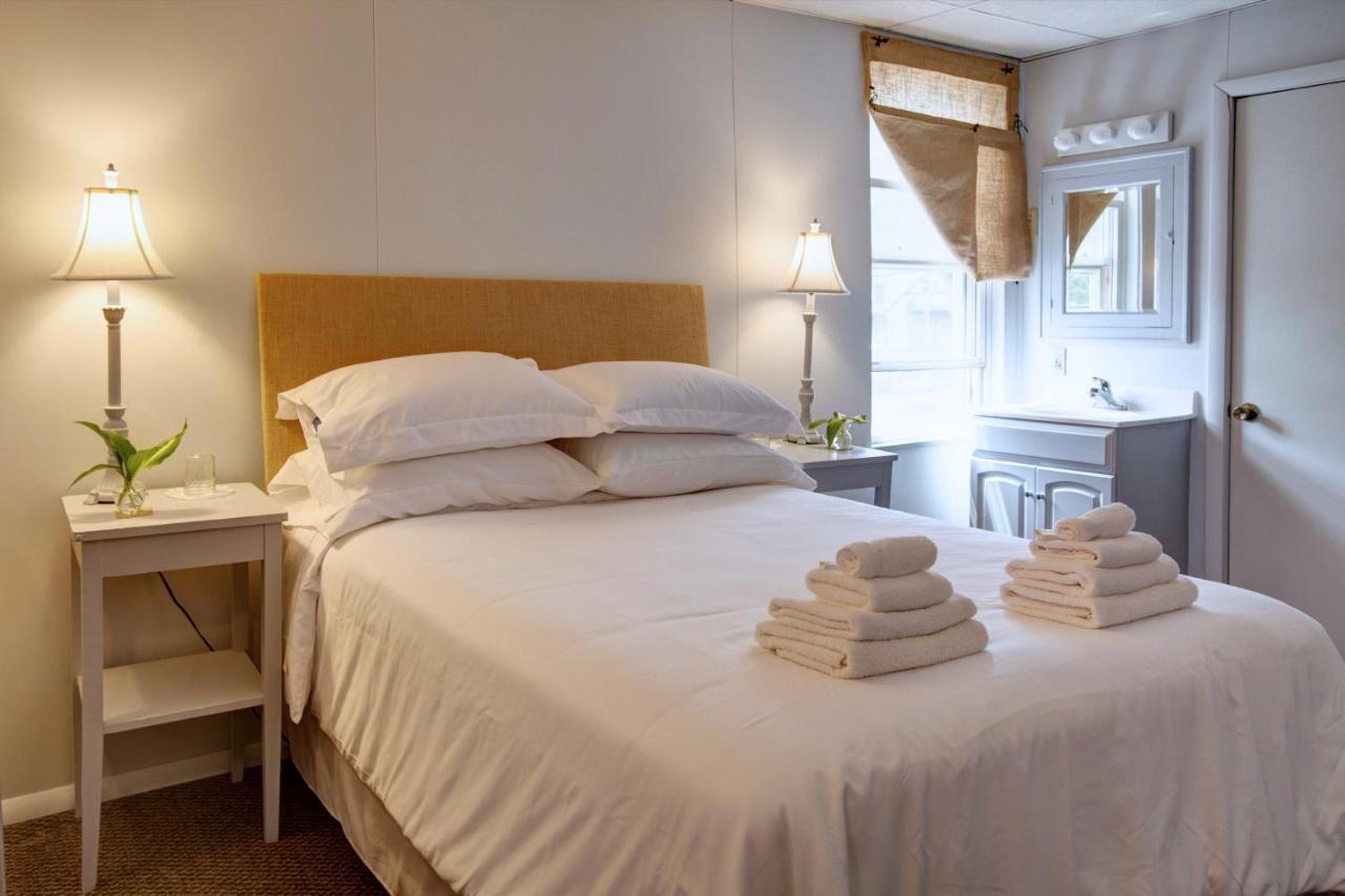 Pine Hill Arms Hotel Eksteriør bilde